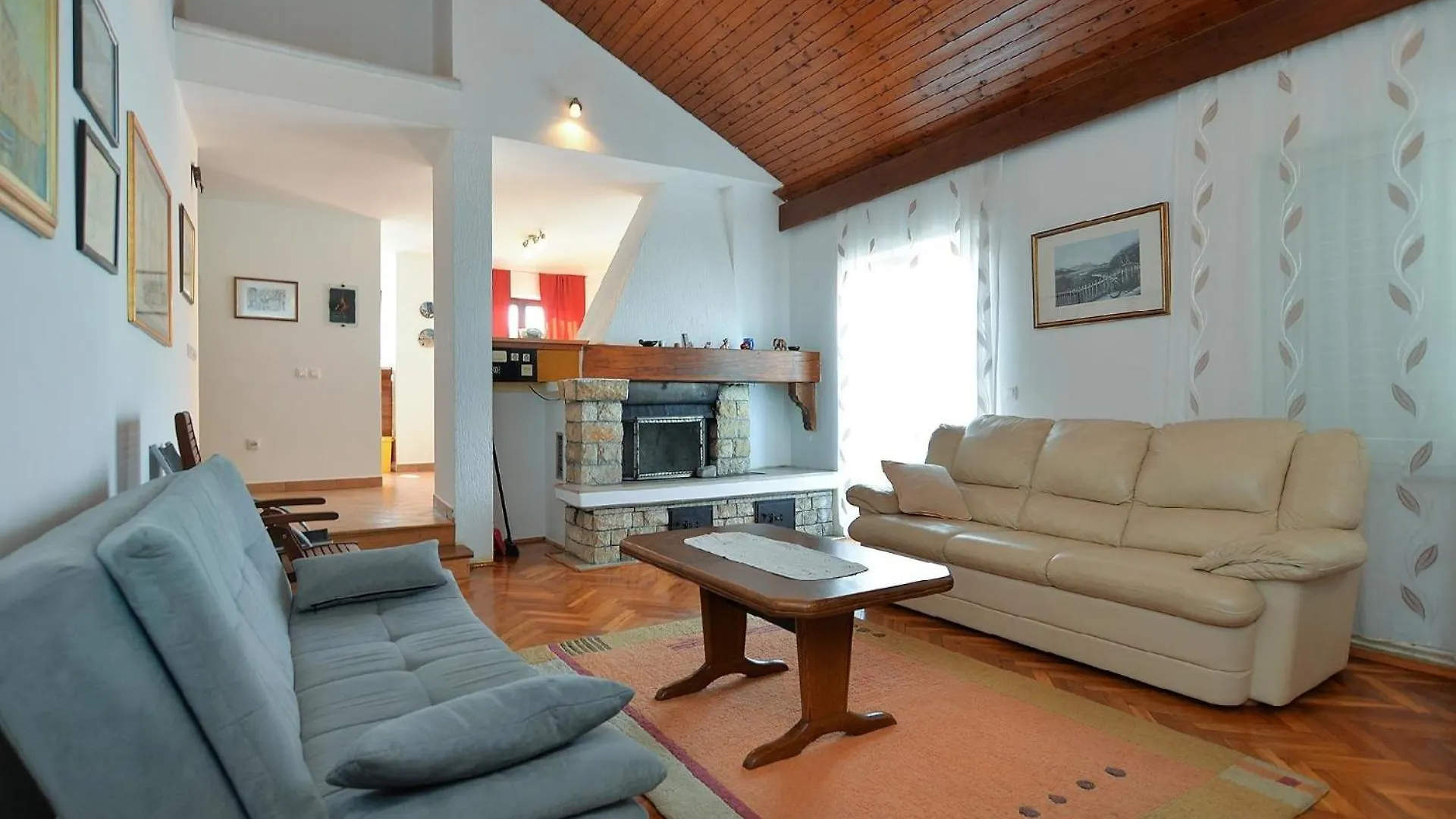Apartment Ferienwohnung Fuer 8 Personen Ca 120 Qm In Fazana-Surida, Istrien Istrische Riviera Valbandon